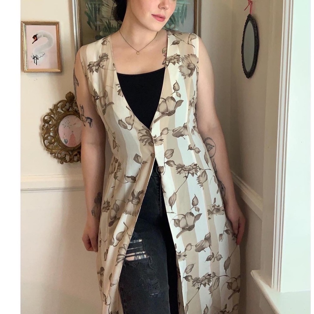 Vintage 1990’s sunflower and striped duster!